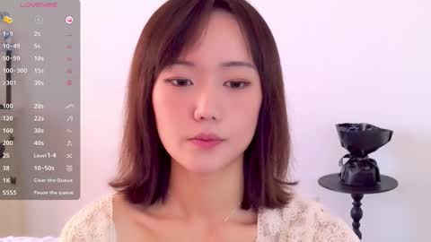 YoYo online show from November 2025 03:27:02 AM