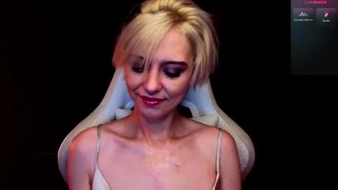 blond_ice_ann online show from July 2026 09:05:02 PM