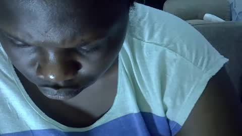 Snapshot of blonde202 chatting on October 2025 02:14:02 PM Abbygael online show from October 2025 02:14:02 PM