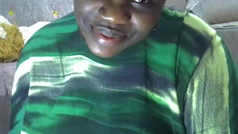 Snapshot of blonde202 chatting on October 2025 09:58:02 PM Abbygael online show from October 2025 09:58:02 PM