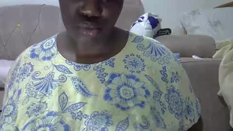 Snapshot of blonde202 chatting on October 2025 11:49:02 PM Abbygael online show from October 2025 11:49:02 PM