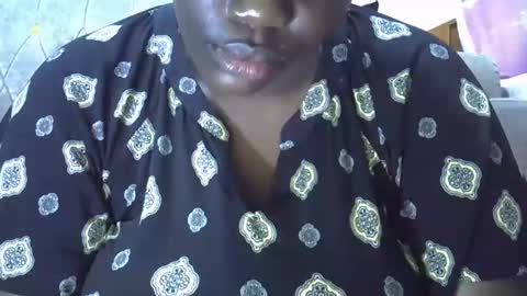 Snapshot of blonde202 chatting on November 2025 03:17:01 AM Abbygael online show from November 2025 03:17:01 AM