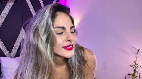 alejandra online show from November 2025 05:29:02 AM
