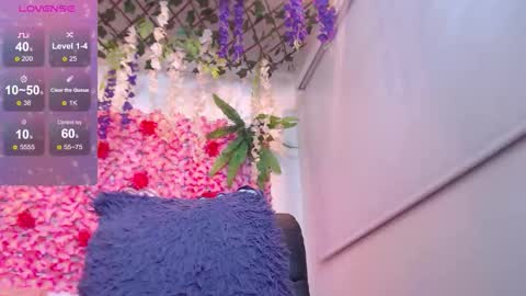 Snapshot of blonde_squirt_ chatting on February 2026 10:22:01 AM blonde_squirt_ online show from February 2026 10:22:01 AM