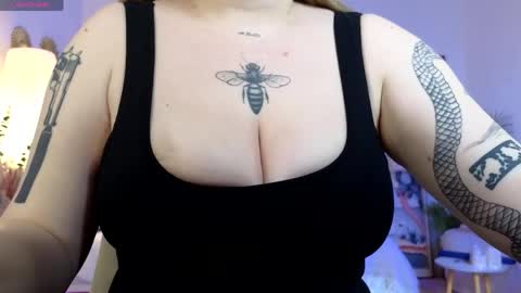 Mommy online show from May 2026 06:42:02 AM