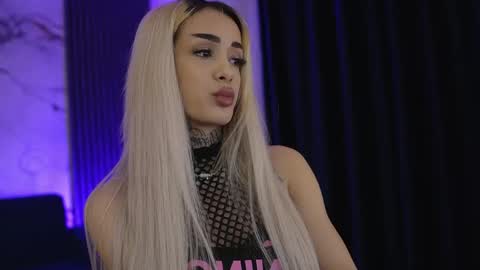 blondie_muller online show from May 2026 07:52:01 PM
