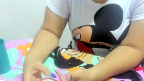 Snapshot of blondie_seex chatting on December 2025 02:06:01 AM Blondie online show from December 2025 02:06:01 AM