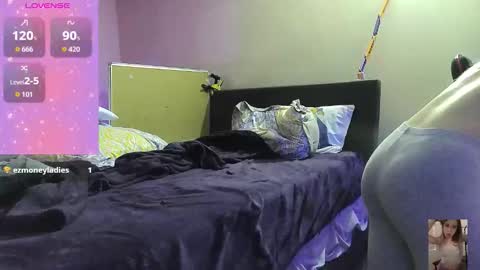 Bubbles online show from October 2025 01:50:02 AM