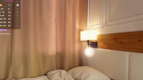 Snapshot of blondoll chatting on May 2026 01:32:02 AM blondoll online show from May 2026 01:32:02 AM