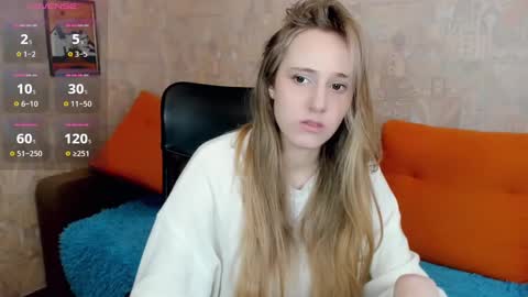 Snapshot of blondy_riss chatting on March 2025 12:20:01 PM blondy_riss online show from March 2025 12:20:01 PM