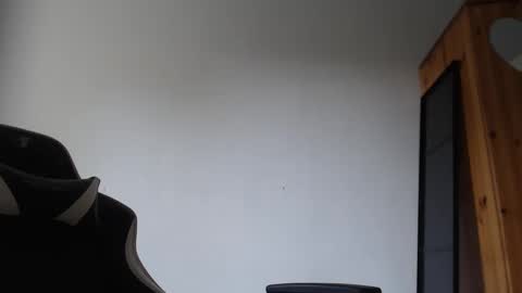 Snapshot of blondyelena chatting on June 2026 06:05:02 AM blondyelena online show from June 2026 06:05:02 AM