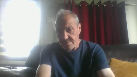 bloody52 online show from May 2026 10:42:02 AM