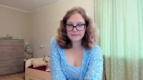 Snapshot of bloom_lum chatting on October 2025 06:34:02 AM Lumi online show from October 2025 06:34:02 AM