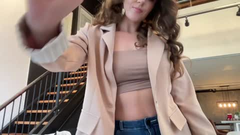 Emma Bloom online show from December 2025 08:16:02 PM