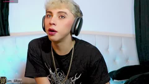 TAY   online show from December 2024 12:11:02 AM