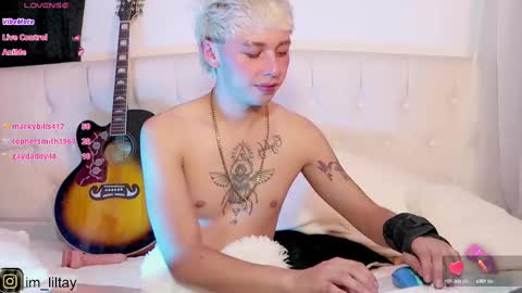 TAY   online show from February 2025 03:42:01 AM