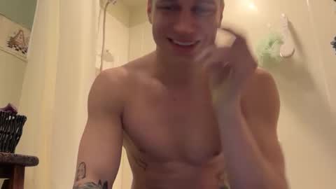 Snapshot of blue_eyed_beau chatting on February 2026 04:53:02 AM Beau online show from February 2026 04:53:02 AM