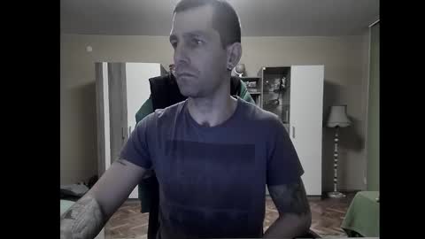 Runaway online show from January 2025 07:35:01 PM