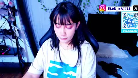 Snapshot of blue_katt chatting on May 2026 03:12:02 AM blue katt online show from May 2026 03:12:02 AM