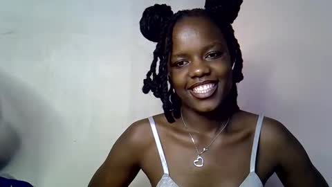 Snapshot of blue_savagee chatting on October 2025 06:04:01 PM blue_savagee online show from October 2025 06:04:01 PM