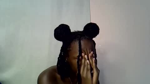 Snapshot of blue_savagee chatting on October 2025 08:46:02 PM blue_savagee online show from October 2025 08:46:02 PM