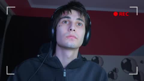 Snapshot of blue_w0rld chatting on October 2025 07:56:01 AM SONNYVAN online show from October 2025 07:56:01 AM