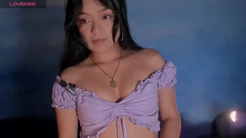 Snapshot of blue_warrior chatting on September 2025 05:01:02 AM Blue online show from September 2025 05:01:02 AM