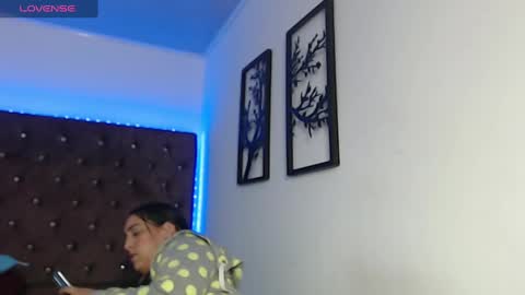 blue_water_cs online show from March 2025 07:41:01 AM