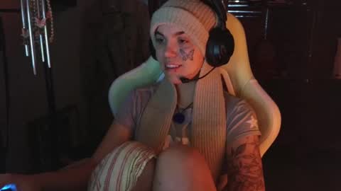 Blue online show from February 2025 09:45:01 AM