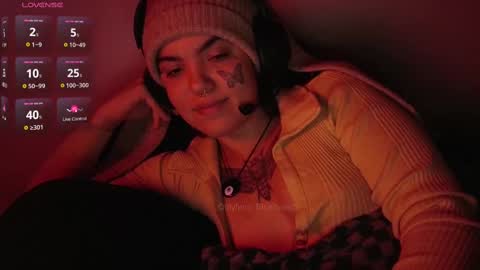 Blue online show from September 2025 03:12:01 AM