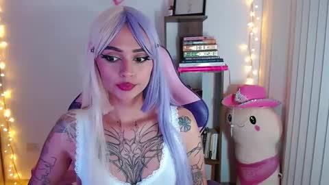 Im Abril .. Nice to meet you  thumb up me please its important  INDEPENDENT MODEL online show from October 2025 12:20:01 AM