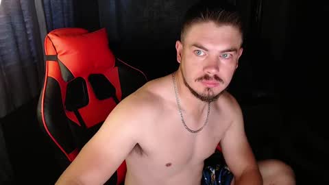 Snapshot of blueeyeboy0 chatting on December 2024 04:31:01 AM blueeyeboy0 online show from December 2024 04:31:01 AM