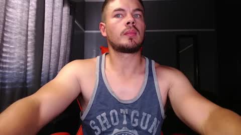 Snapshot of blueeyeboy0 chatting on December 2024 01:33:01 PM blueeyeboy0 online show from December 2024 01:33:01 PM