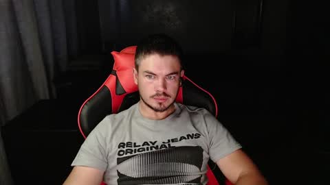 Snapshot of blueeyeboy0 chatting on December 2024 04:12:02 AM blueeyeboy0 online show from December 2024 04:12:02 AM