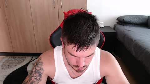 Snapshot of blueeyeboy0 chatting on January 2025 09:04:02 AM blueeyeboy0 online show from January 2025 09:04:02 AM