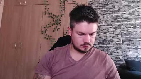 blueeyeboy0 online show from October 2025 07:04:02 AM