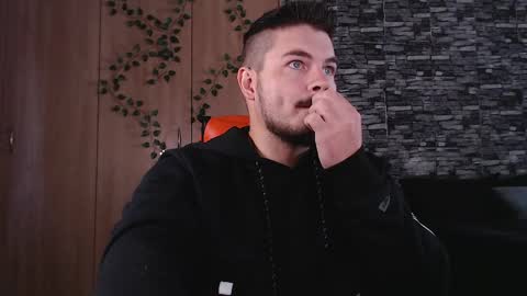 blueeyeboy0 online show from April 2026 09:46:01 AM