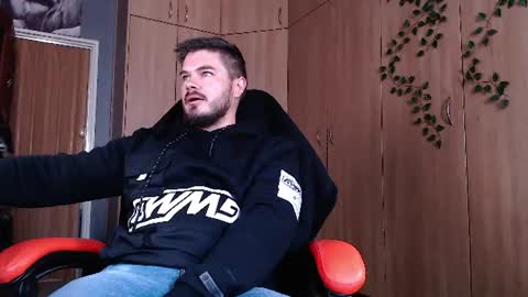 blueeyeboy0 online show from June 2026 08:24:02 AM