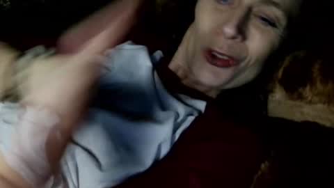 Snapshot of blueeyedlie chatting on February 2026 06:31:01 AM Blueeyedlie online show from February 2026 06:31:01 AM