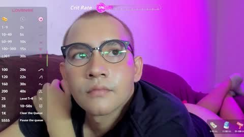 Snapshot of bluehsunny chatting on October 2025 10:52:02 PM alexander online show from October 2025 10:52:02 PM