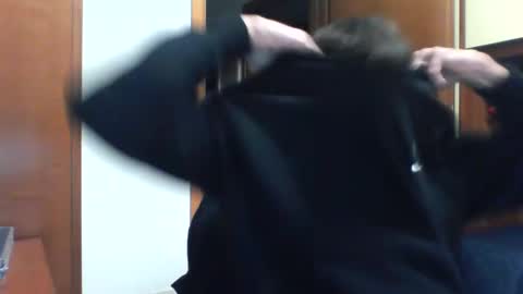 bluejoee online show from October 2025 04:42:01 PM