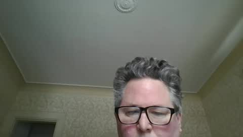 bluemoose70 online show from February 2025 05:04:01 PM