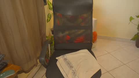 FLORAA online show from September 2025 01:11:02 PM