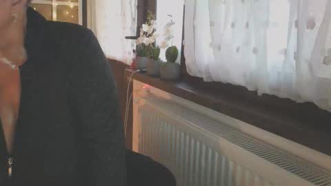 Snapshot of blueskysierra chatting on November 2025 12:31:02 PM Sierra online show from November 2025 12:31:02 PM