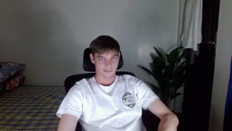 blueeyedboyisasia online show from July 2026 02:37:01 PM