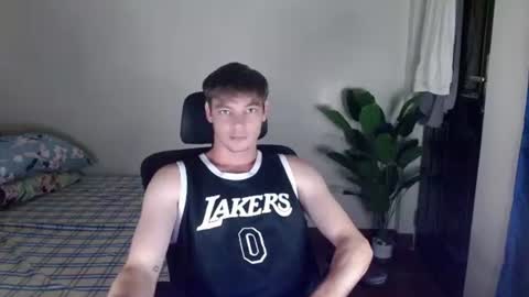 blueeyedboyisasia online show from July 2026 01:09:01 PM