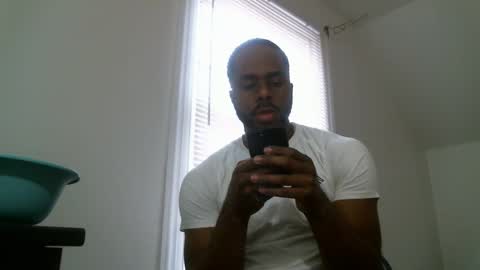 bluffin_mcmuffin online show from November 2025 02:28:01 PM