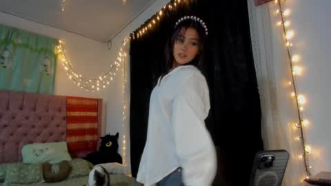 Snapshot of blumasweet chatting on September 2025 01:22:02 AM Bluma Sweet online show from September 2025 01:22:02 AM