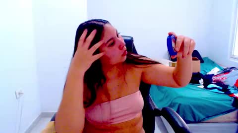 Snapshot of blumbum chatting on September 2025 10:43:01 PM Hey guysI am BrendaWelcome my room online show from September 2025 10:43:01 PM