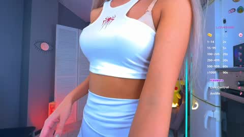 Snapshot of blush_mikki chatting on January 2025 12:18:01 PM Mikki chan online show from January 2025 12:18:01 PM